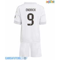 Camisa de time de futebol Real Madrid Endrick #9 Replicas 1º Equipamento Infantil 2025-26 Manga Curta (+ Calças curtas)